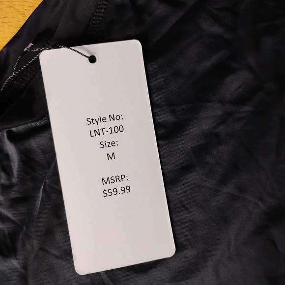 Black Muscle Tee for Women - Picture 4 of 7